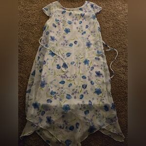 Floral, flowy handkerchief hem dress